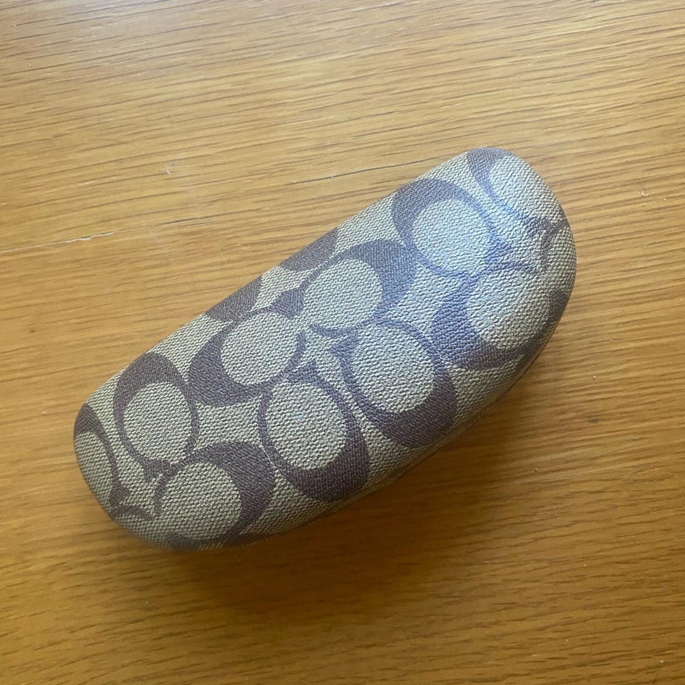 GUC Signature C Sunglasses Case